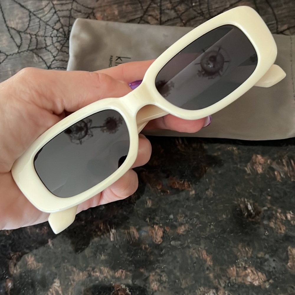 Kimorn Cream Colored Rectangular Fashion Sunglasses With Cloth Case
